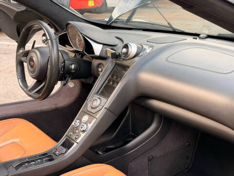 2013 McLaren MP4-12C Spider