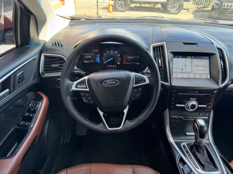2017 Ford Edge Titanium