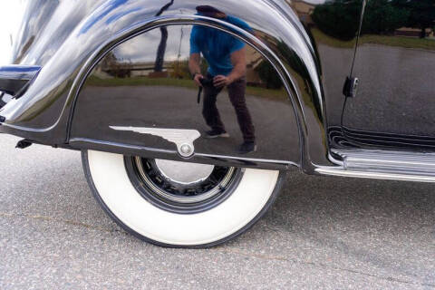 1936 Chrysler Imperial