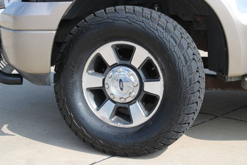 2005 Ford Excursion Eddie Bauer