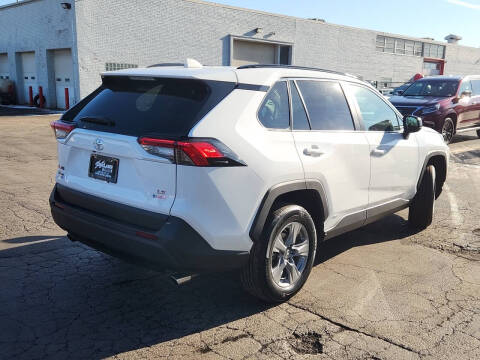 2025 Toyota RAV4 Hybrid LE
