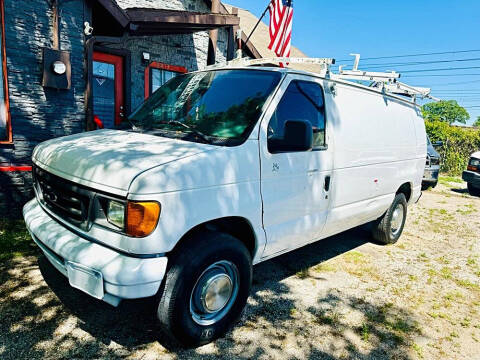 2005 Ford E-Series E-250