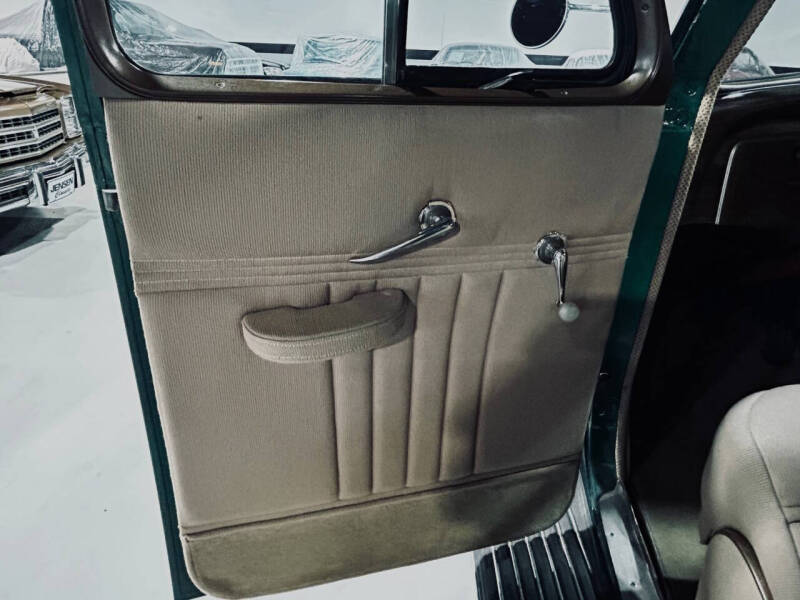 1937 Chrysler Airflow