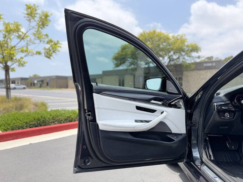 2019 BMW M5