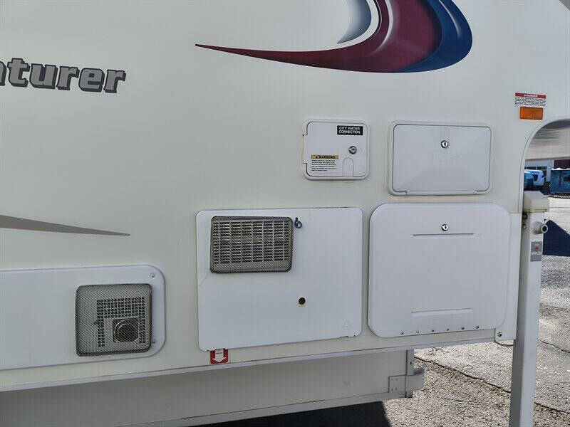 2015 Adventurer 86SBS