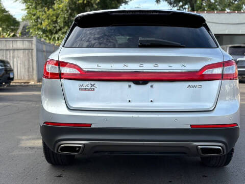 2016 Lincoln MKX Select
