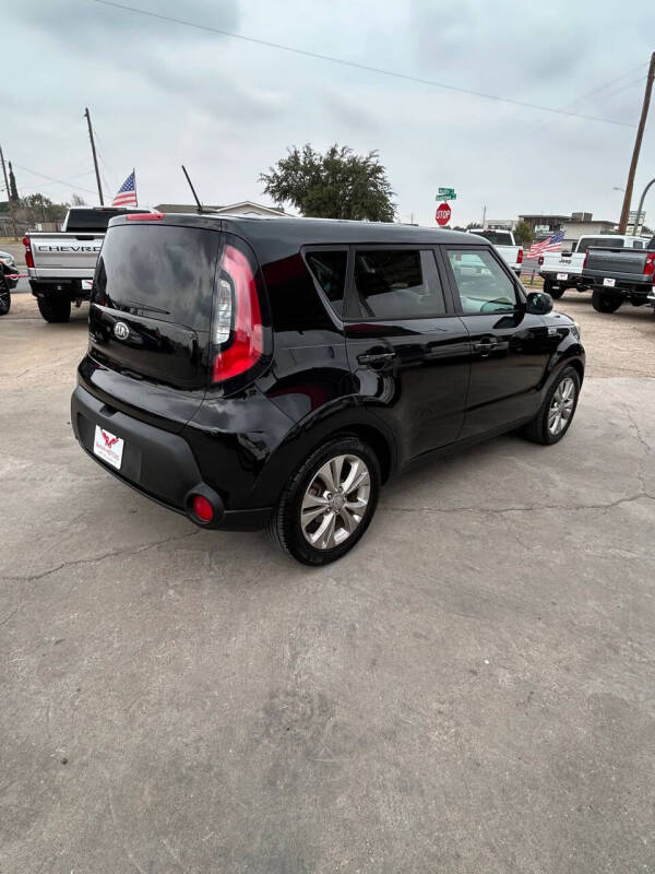 2015 Kia Soul +