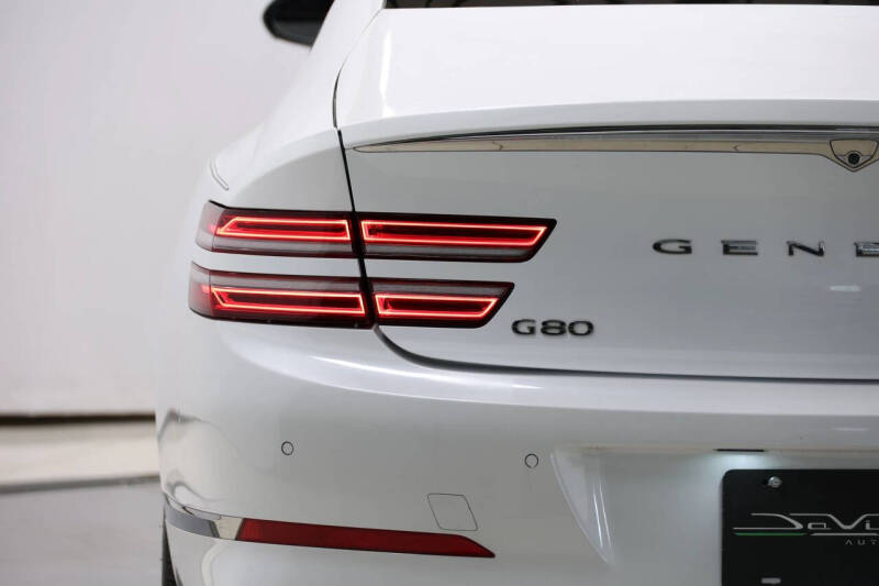 2021 Genesis G80