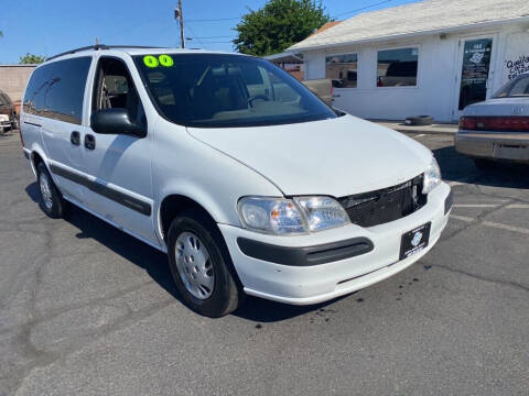 2000 Chevrolet Venture for sale at Robert Judd Auto Sales in Washington UT