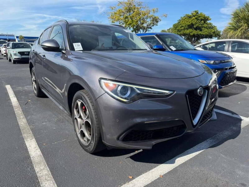 2019 Alfa Romeo Stelvio Sport