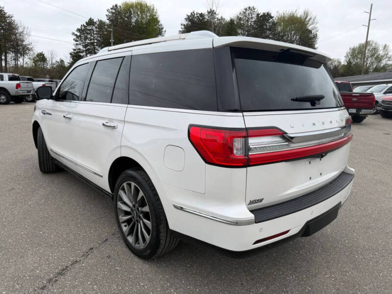 2019 Lincoln Navigator Select