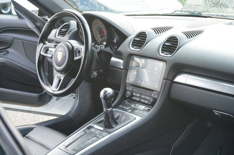 2018 Porsche 718 Cayman