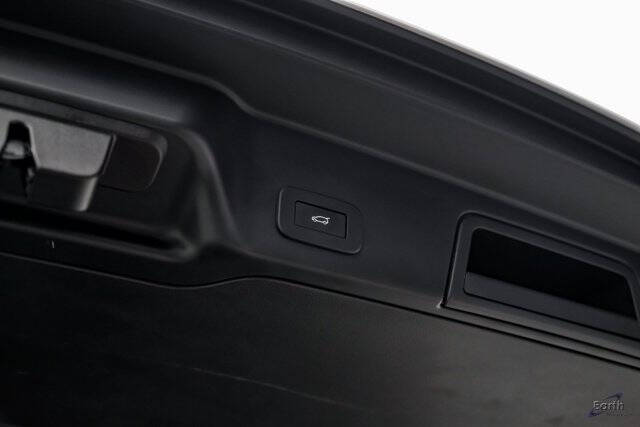 2024 Land Rover Range Rover Evoque P250 Dynamic SE