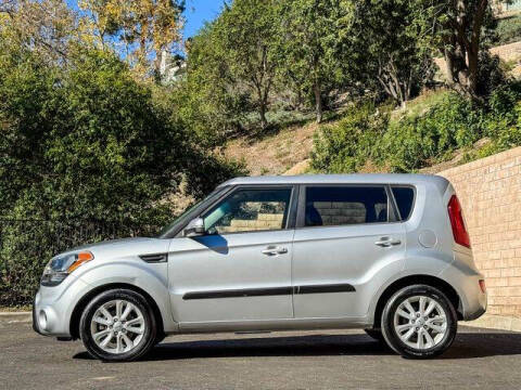 2012 Kia Soul +