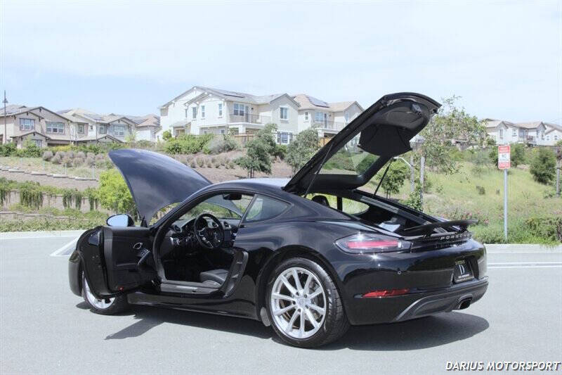 2019 Porsche 718 Cayman