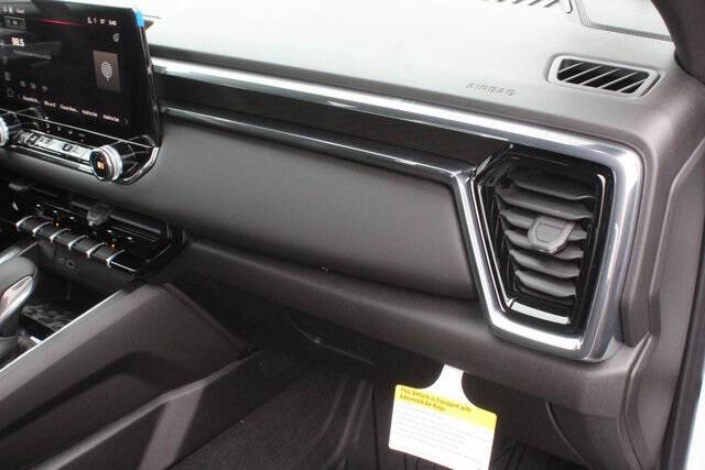 2025 GMC Canyon Elevation