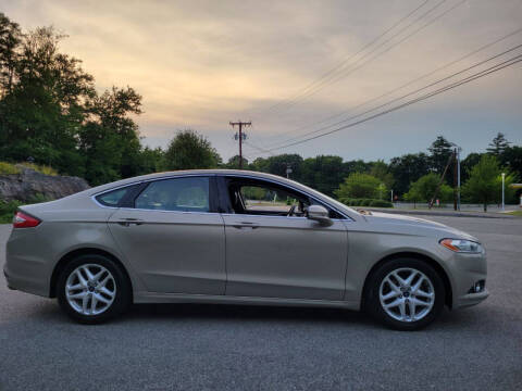 2015 Ford Fusion SE