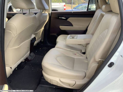 2022 Toyota Highlander XLE