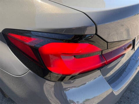 2022 BMW 5 Series 530i