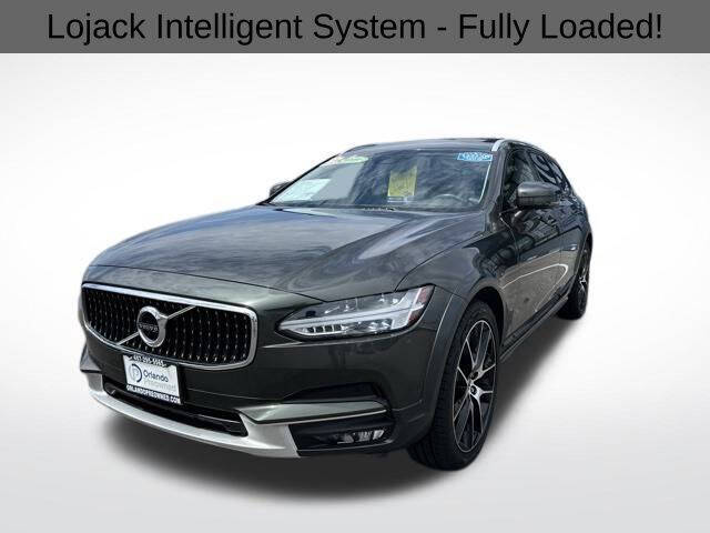 2020 Volvo V90 Cross Country T6