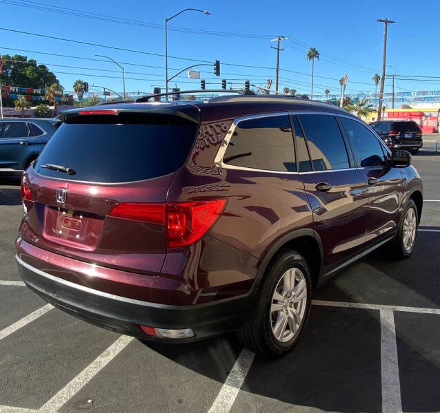 2016 Honda Pilot LX photo 5