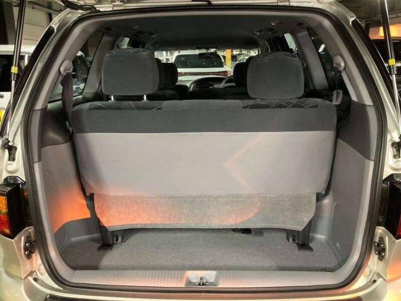 2000 Toyota Estima Factory RHD