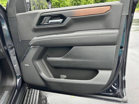 2025 GMC Yukon Denali