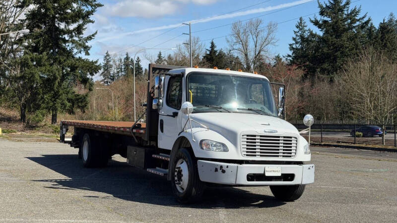 2019 Freightliner M2 106