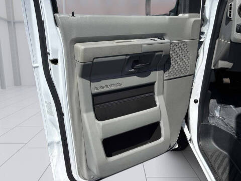 2024 Ford E-Series