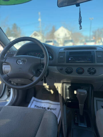 2003 Toyota Camry LE