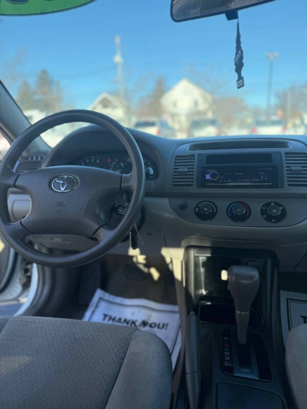 2003 Toyota Camry LE