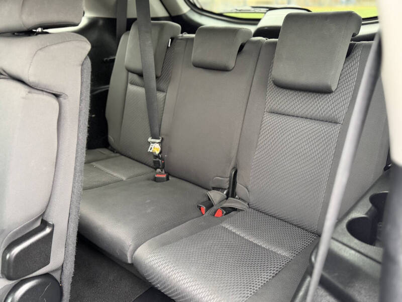 2016 Toyota Highlander LE