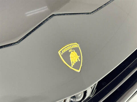 2023 Lamborghini Urus Performante