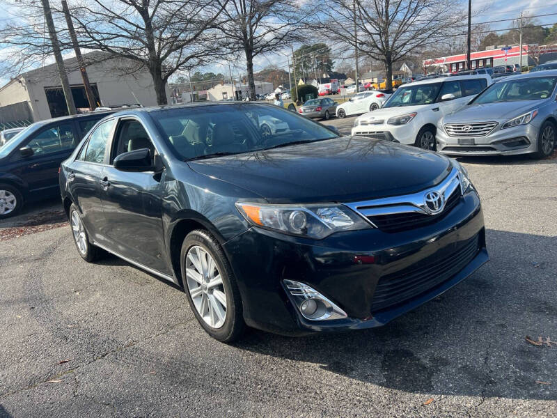 2012 Toyota Camry XLE photo 4