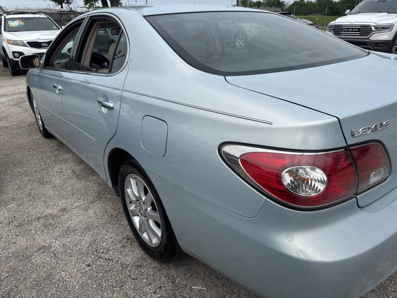 2002 Lexus ES 300