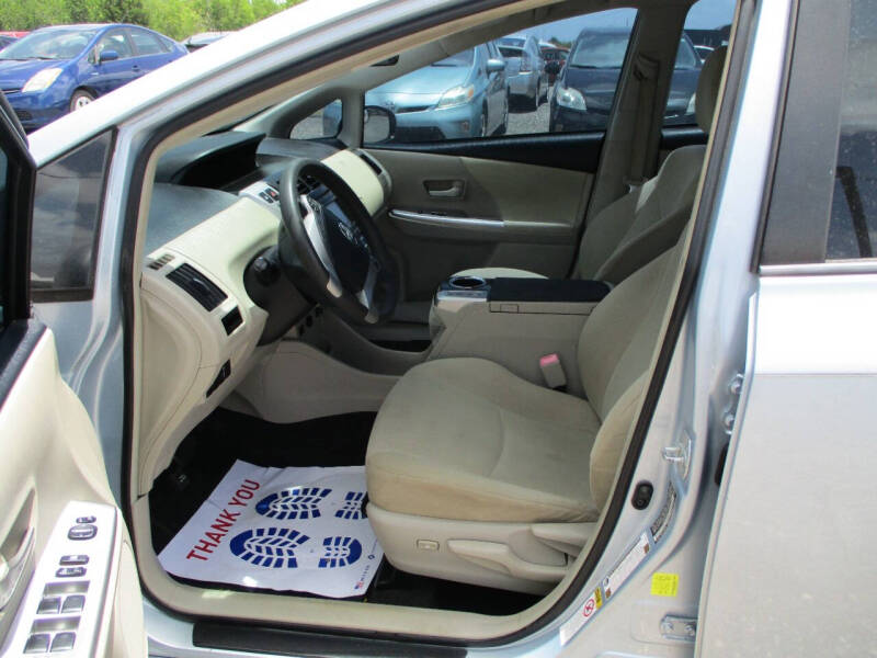 2012 Toyota Prius v Two