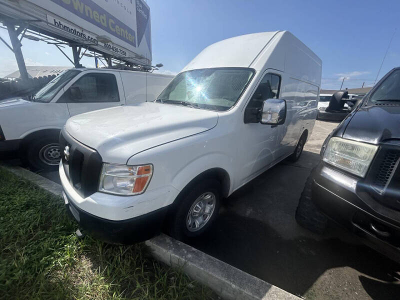 2017 Nissan NV
