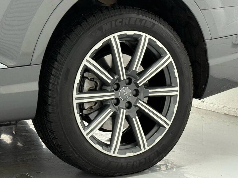 2019 Audi Q7 quattro Premium Plus 55 TFSI