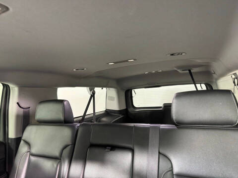 2017 Chevrolet Suburban LT