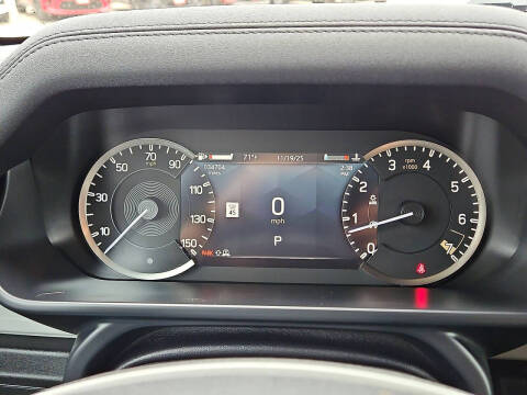 2023 Land Rover Defender 110 Standard