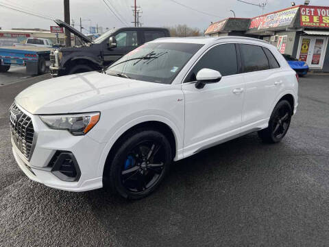 2020 Audi Q3 quattro S line Premium 45 TFSI