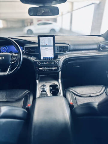2020 Ford Explorer Platinum