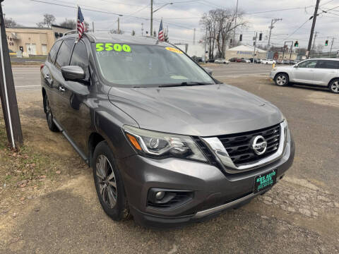 2017 Nissan Pathfinder S
