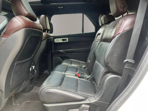 2020 Ford Explorer Platinum