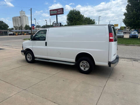 2024 GMC Savana 2500