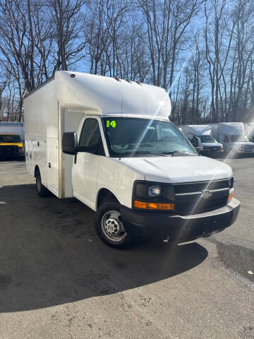 2014 Chevrolet Express for sale at Auto Towne in Abington MA