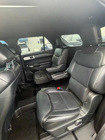 2020 Ford Explorer ST