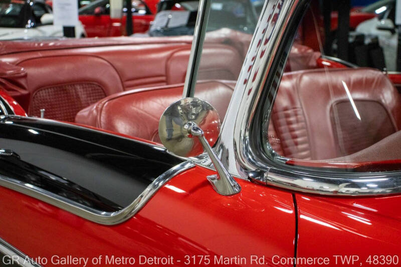 1955 Oldsmobile 98 Starfire