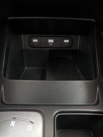 2022 Kia Sorento Hybrid S