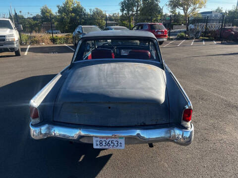 1962 Studebaker GT Hawk